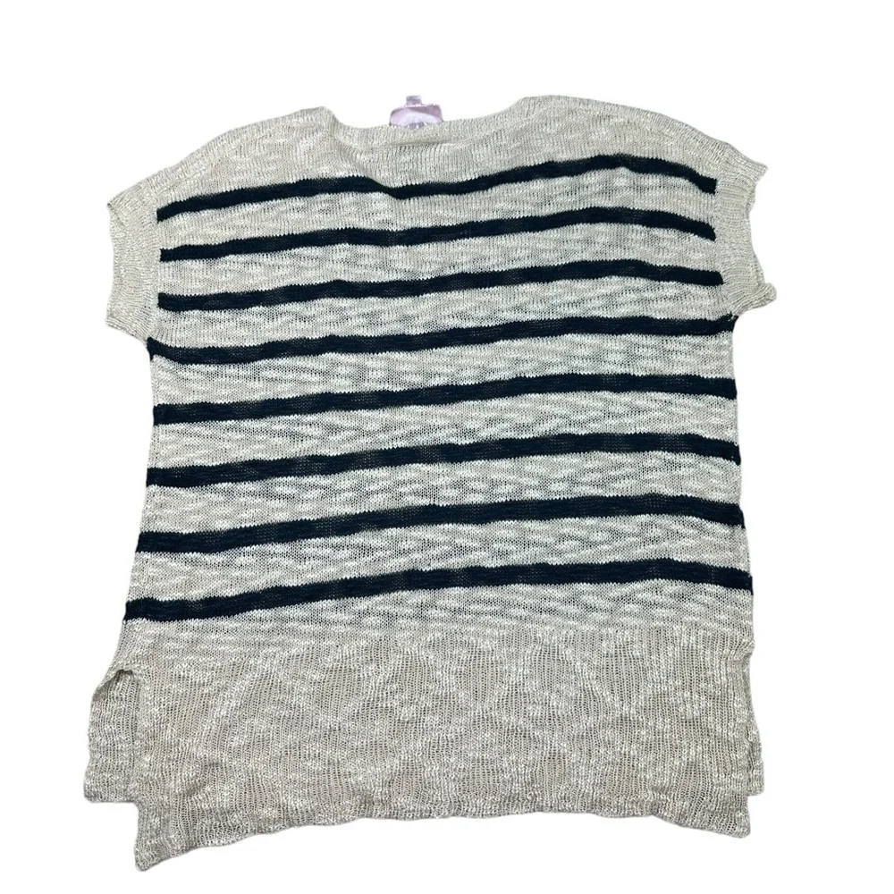 ROMEO & JULIET COUTURE: White & Navy Blue Striped Short Sleeve Sweater -Size Med